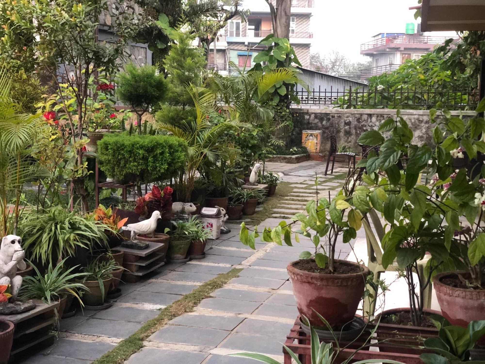 Hotel Mandala Pokhara Exterior photo