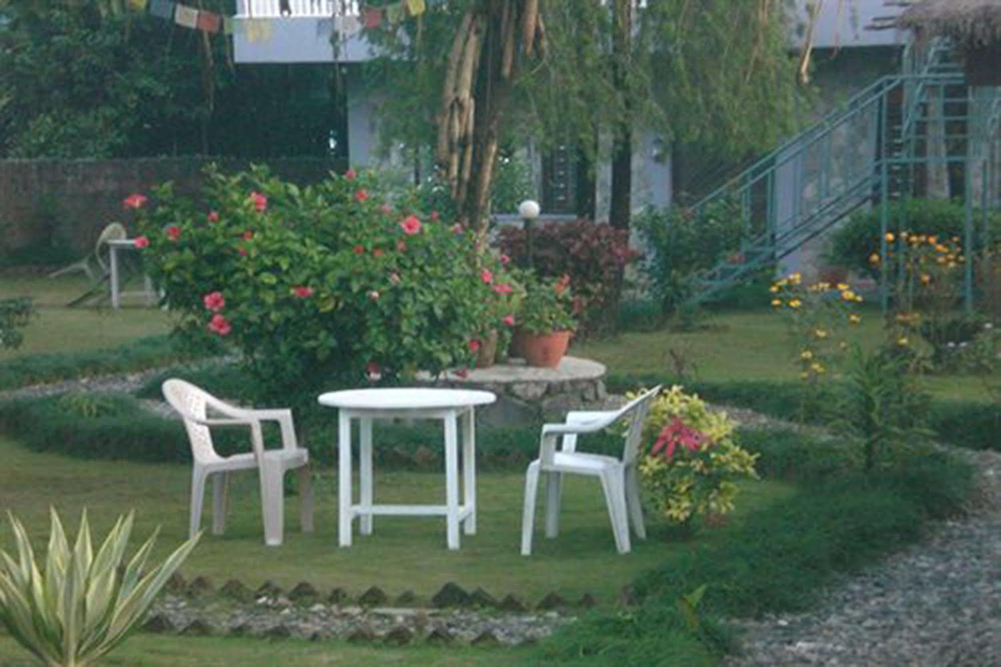 Hotel Mandala Pokhara Exterior photo